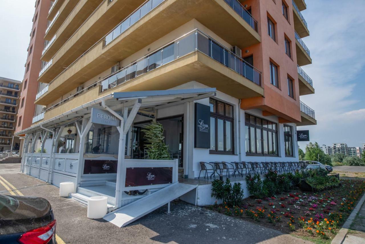 Summerland Happy Blue Apartments Mamaia Exterior foto